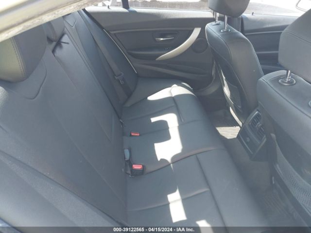 WBA8E5G55HNU22831 BMW 320i Xdrive