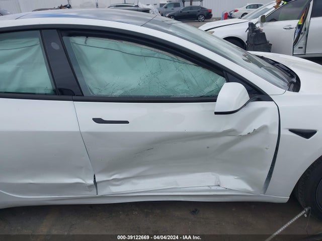 Tesla Model 3 Rear-wheel Drive 2023 5YJ3E1EA0PF570484 Image 6