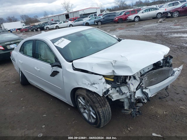 Chevrolet MALIBU 1LT 2015 1G11C5SL5FF202847 Image 1