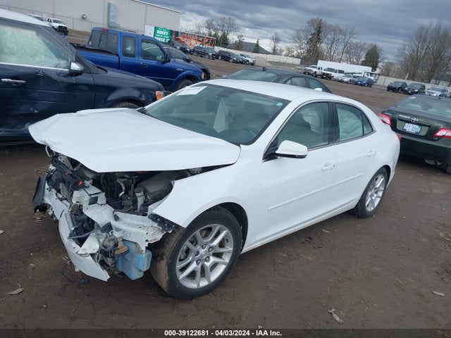 Chevrolet MALIBU 1LT 2015 1G11C5SL5FF202847 Image 2