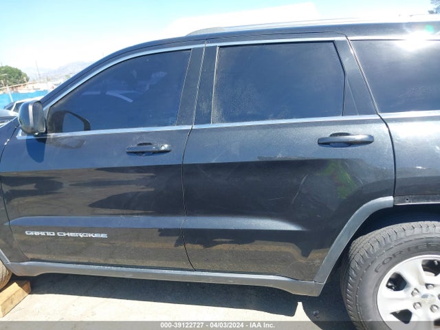 Jeep Grand Cherokee Laredo 2015 1C4RJEAG6FC192481 Image 15