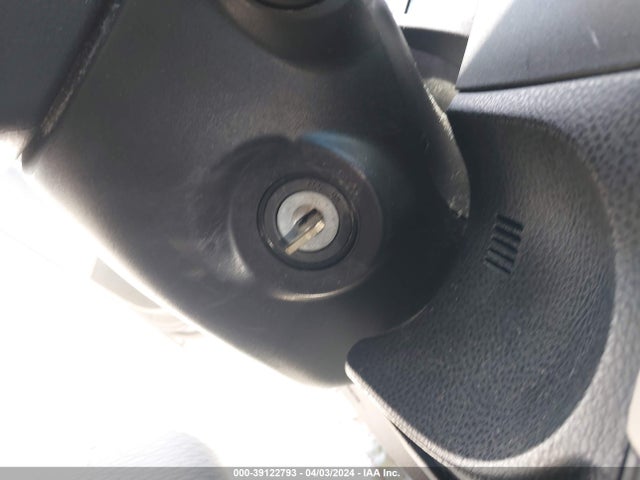Toyota COROLLA LE 2016 2T1BURHE2GC562001 Image 11