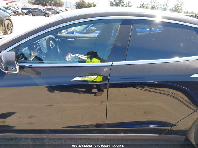 Tesla Model S 60/70/75/85 2016 5YJSA1E18GF131556 Image 14