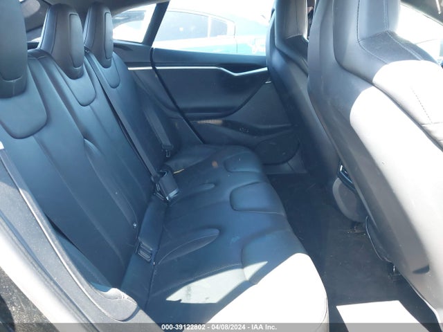 Tesla Model S 60/70/75/85 2016 5YJSA1E18GF131556 Image 8