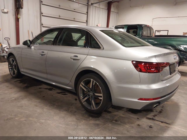WAUENAF41JN006883 Audi A4 2.0t Premium/2.0t Tech Premium