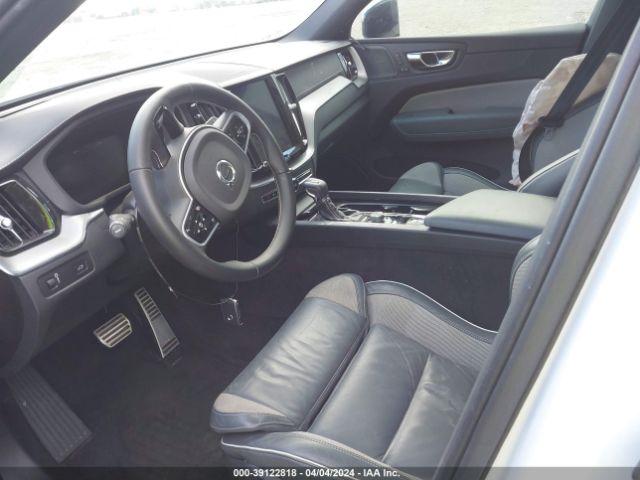 YV4102RM0L1589195 Volvo Xc60 T5 R-design