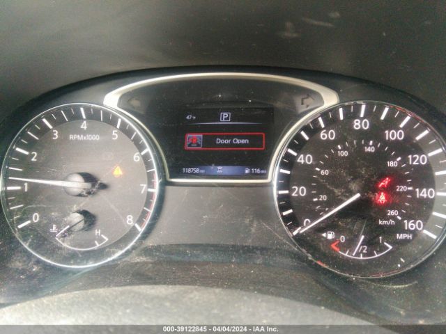 5N1DR2MN1JC664411 Nissan Pathfinder Sv