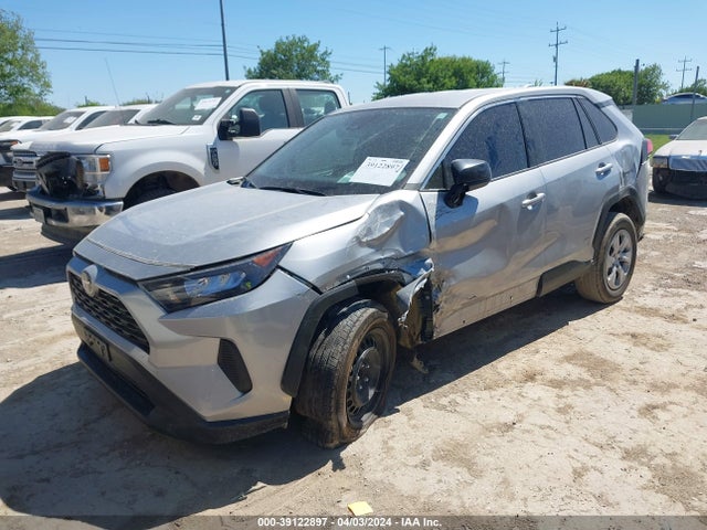 Toyota RAV4 LE 2022 2T3H1RFV0NW199545 Image 2