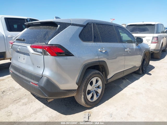 Toyota RAV4 LE 2022 2T3H1RFV0NW199545 Image 4