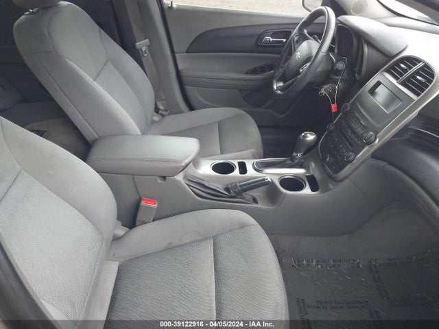 Chevrolet MALIBU LS 2015 1G11B5SL5FF344649 Image 5