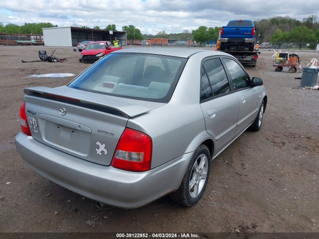 39122952 :رقم المزاد ، JM1BJ225X30106776 vin ، 2003 Mazda Protege Dx/es/lx مزاد بيع