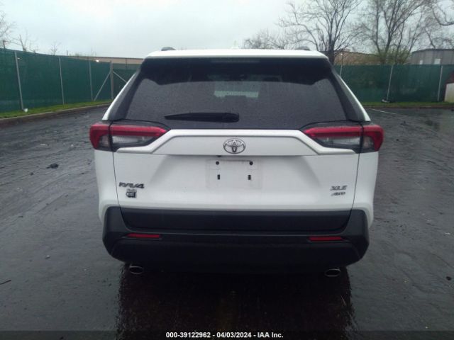 2T3A1RFV5KW044504 Toyota Rav4 Xle Premium