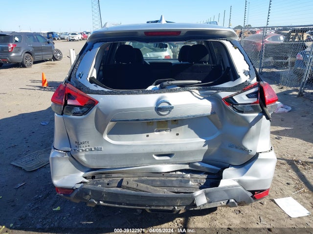 Nissan ROGUE SV 2018 JN8AT2MV0JW302338 Image 16