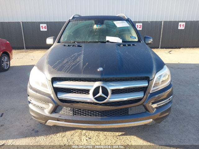 4JGDF6EE1FA568232 Mercedes-Benz 2015