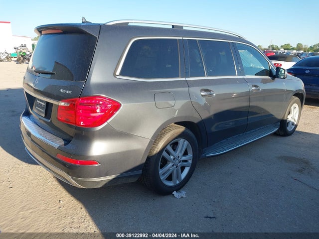 4JGDF6EE1FA568232 Mercedes-Benz 2015