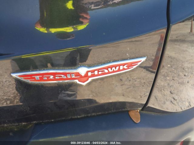 ZACCJBCT4FPC25617 Jeep Renegade Trailhawk