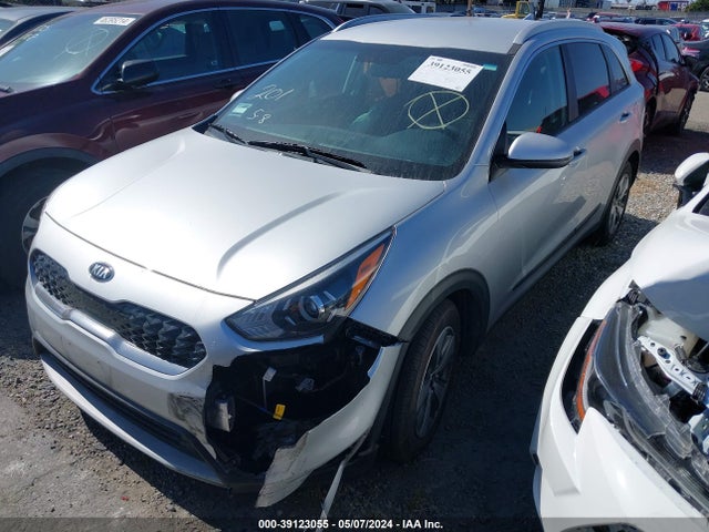 KIA NIRO LX 2020 KNDCB3LC4L5397010 Image 2