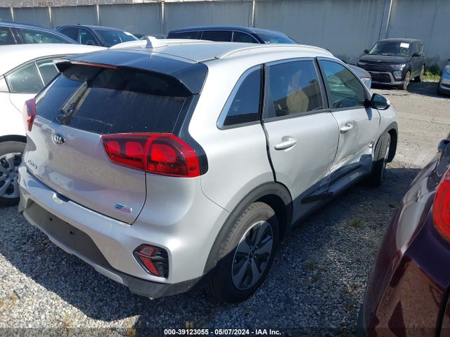 KIA NIRO LX 2020 KNDCB3LC4L5397010 Image 4