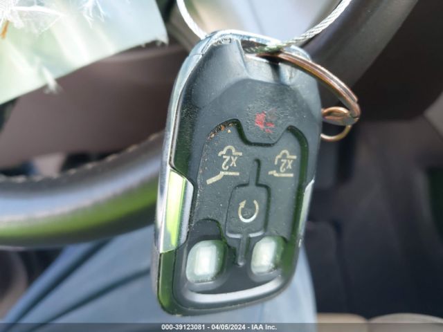 1GKS2HKJ0LR155952 GMC Yukon Xl 4wd Denali
