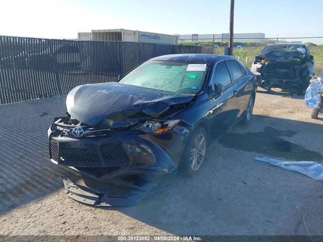 Toyota CAMRY SE 2016 4T1BF1FK4GU569437 Image 2