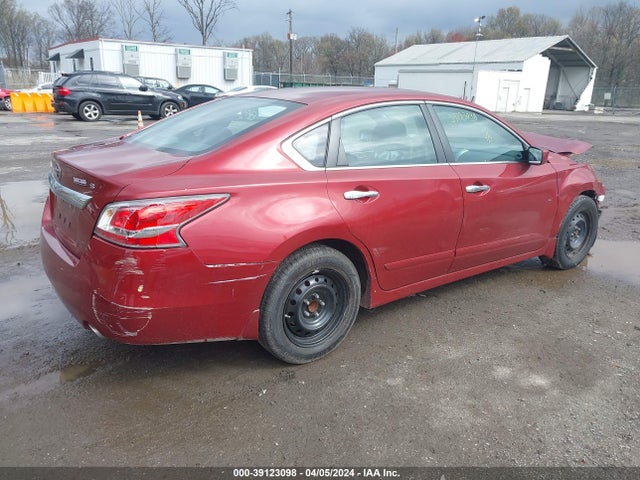 Nissan Altima 2.5 S 2015 1N4AL3AP2FN308202 Image 4