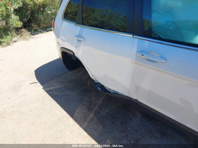 1C4PJLLB4MD150301 Jeep Cherokee Latitude Plus Fwd