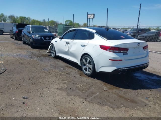 5XXGT4L38KG364607 KIA Optima S