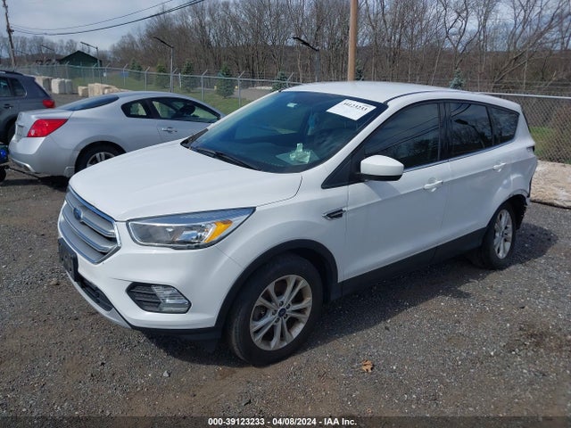 Ford ESCAPE SE 2017 1FMCU9GD8HUC55798 Image 2
