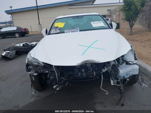 JTHBA1D2XG5035275 Lexus IS 200T
