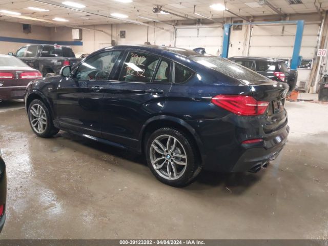 2017 BMW X4 5UXXW7C37H0U26418 Photo 2