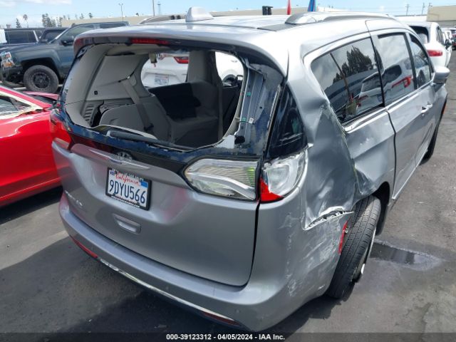 2C4RC1BG8LR284440 Chrysler Pacifica Touring L