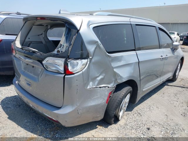 2C4RC1BG8LR284440 Chrysler Pacifica Touring L