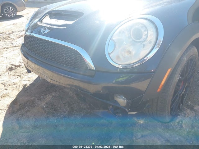 2009 MINI COOPER S WMWMF73509TT96830 Photo 5