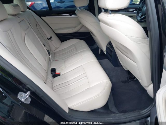 WBAJE5C33HG916485 BMW 540I