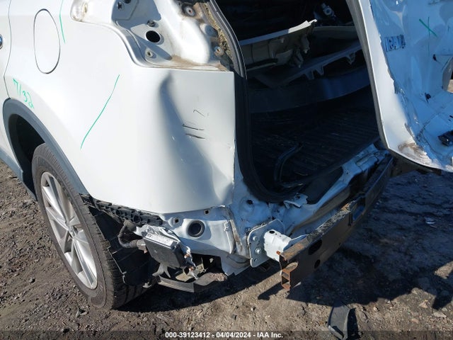 Toyota Rav4 Limited 2018 2T3DFREV2JW735892 Image 19