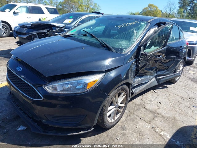 Ford FOCUS SE 2016 1FADP3K24GL228837 Image 2