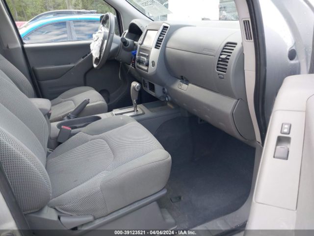1N6AD0ERXKN715743 Nissan Frontier Sv