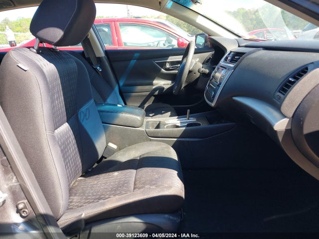 Nissan Altima 2.5 S 2016 1N4AL3AP4GN345785 Image 5