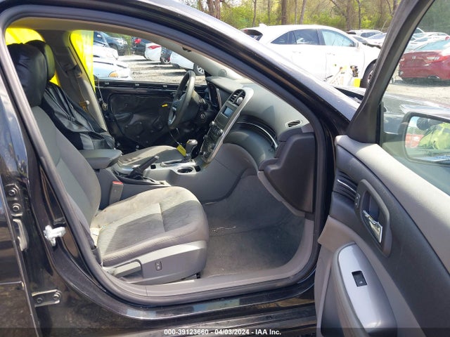 Chevrolet MALIBU LS 2015 1G11B5SLXFF195218 Image 5