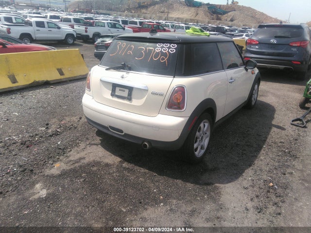 2009 MINI COOPER WMWMF33509TW72982 Photo 3