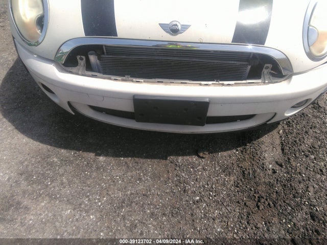 2009 MINI COOPER WMWMF33509TW72982 Photo 5