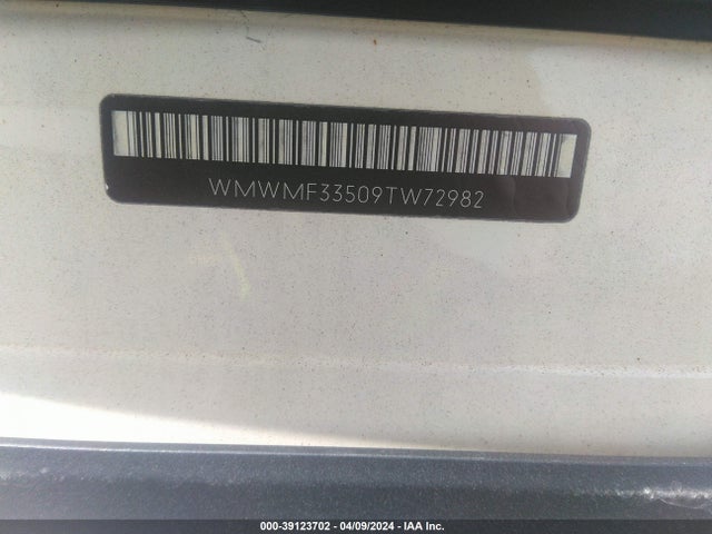 2009 MINI COOPER WMWMF33509TW72982 Photo 8