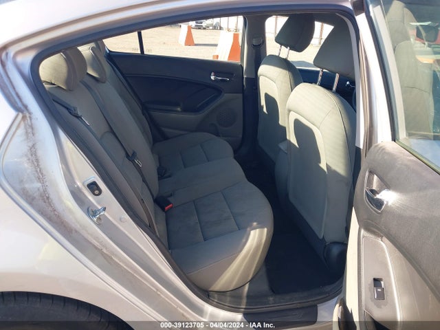 KIA FORTE LX 2016 KNAFK4A67G5521631 Image 8
