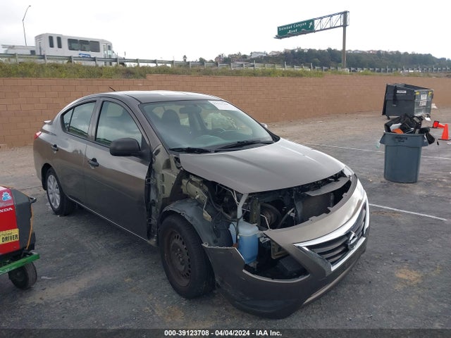 Nissan Versa 1.6 S+ 2015 3N1CN7AP7FL892541 главное изображение