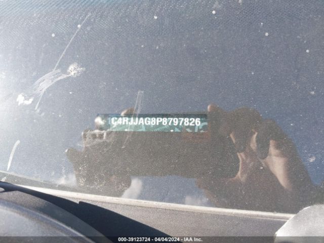 1C4RJJAG8P8797826 Jeep Grand Cherokee L Laredo 4x2