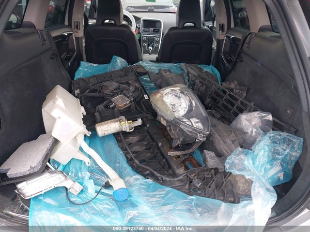 Volvo Xc60 T5/t5 Premier 2015 YV4612RK8F2684345 Image 12