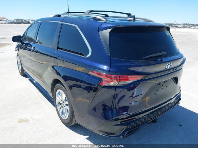 Toyota Sienna Xse 2022 5TDDSKFC6NS045358 Image 3