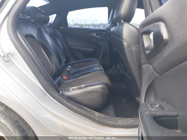 1C3CCCBB8FN578657 Chrysler 200 S