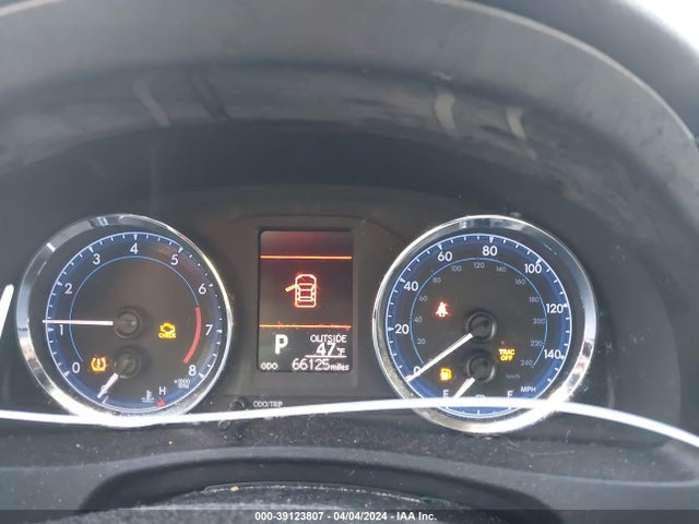 Toyota COROLLA LE 2018 2T1BURHE9JC071870 Image 7