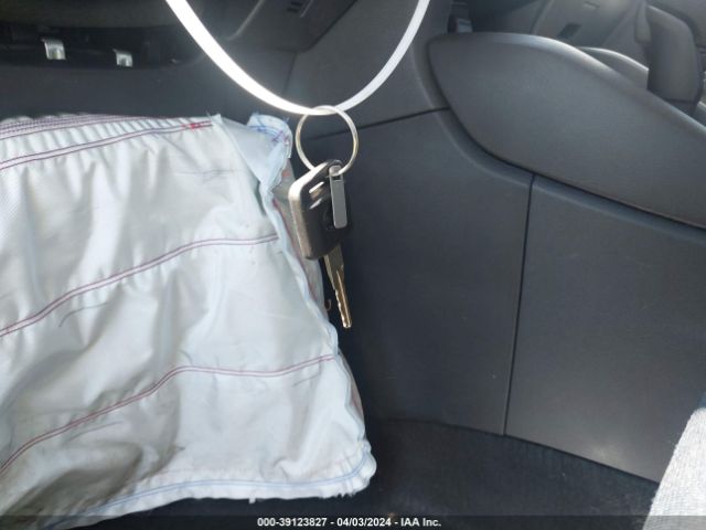 3N1CN8DV0RL841077 Nissan Versa 1.6 S